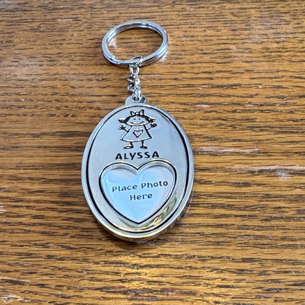 Silver Photo Keychain - Picture 2 of 4